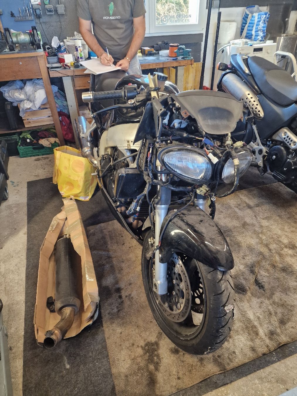 Triumph Tutti i ricambio per moto: TRIUMPH SPRINT ST 955 INJECTION – Usato da Onex venduto da cri_y9sd