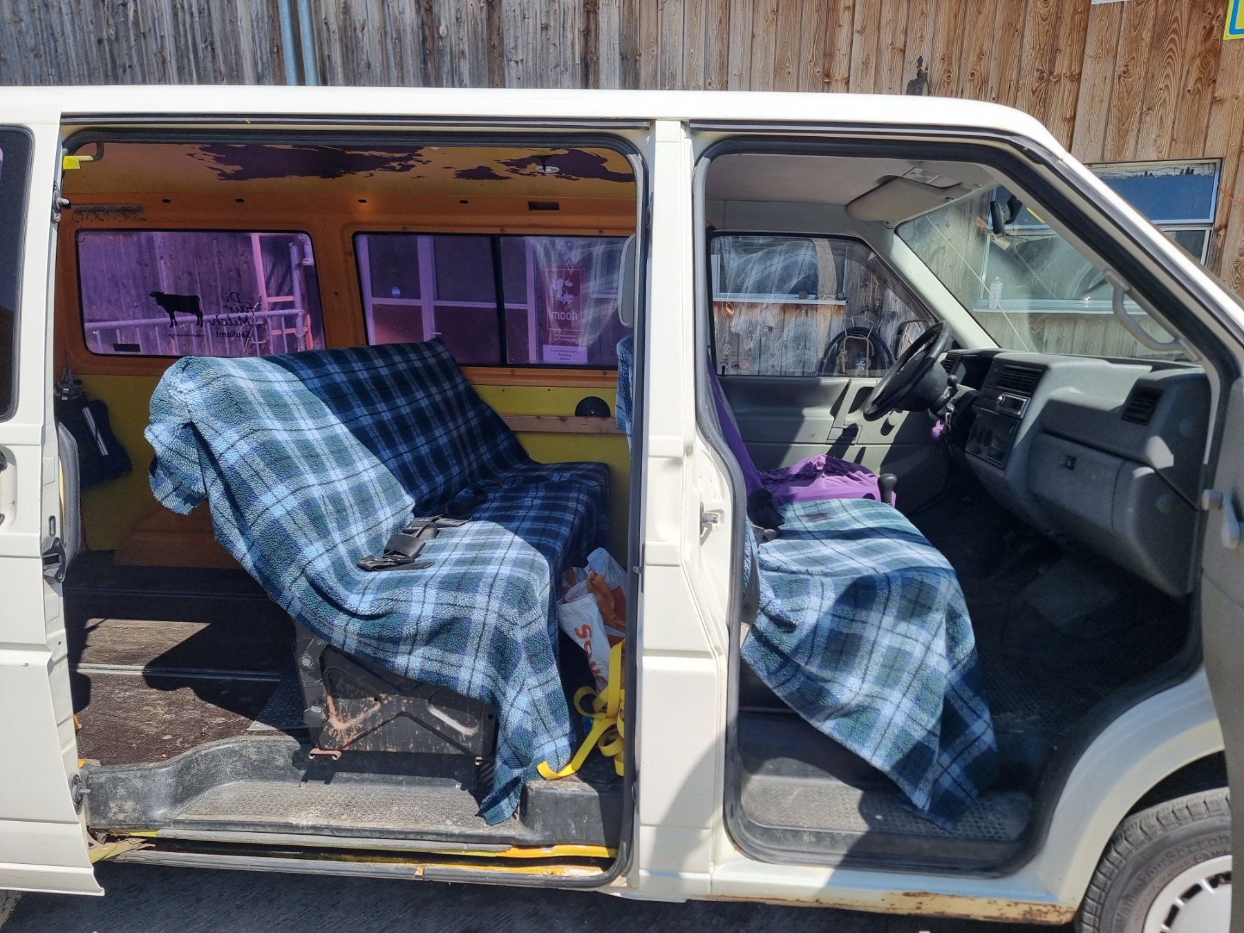 VW Veicoli commerciali: VW Bus T4 weiss – Usato da Knonau venduto da yvo_py8l 5