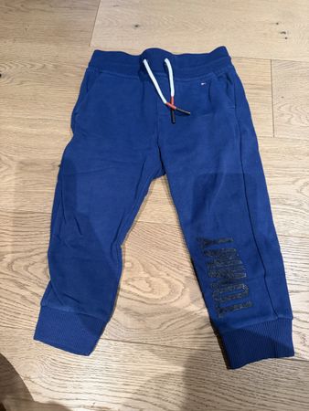 Tommy Hilfiger Kinder Jogginghose, Grösse 86