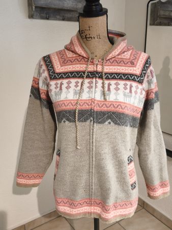 Strickjacke mit Kapuze TEJIDOS T&N Grösse S, mit Flecken