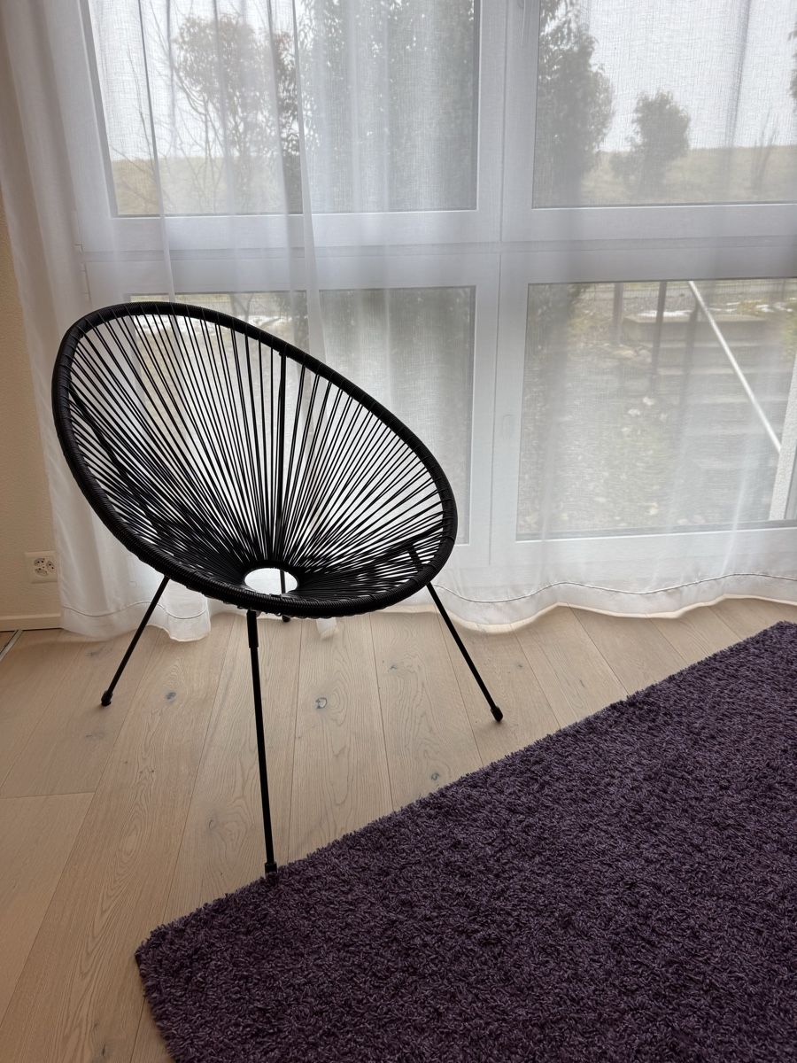 Poltrone: Schwarzer Egg Chair / Sessel - Top Zustand – Usato da Brüttisellen venduto da Molemo