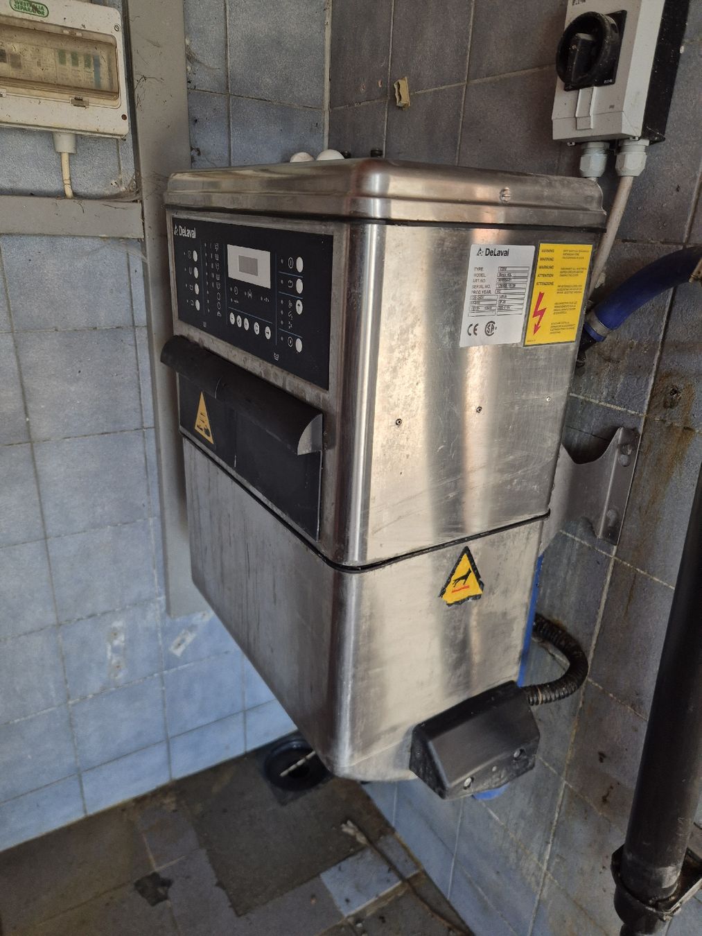 Delaval Alle Maschinen: Waschautomat Delaval C200  – Gebraucht aus Langrickenbach von LANGENEGGER_FARMS 1