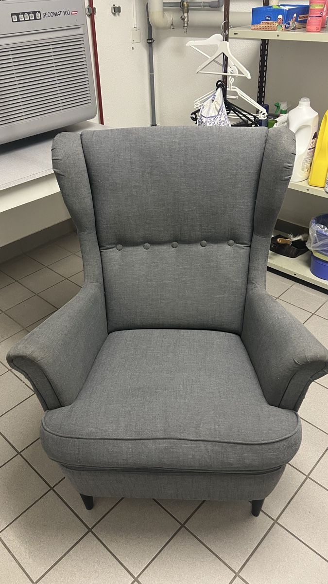 Ikea Sessel: Ikea Ohrensessel grau - gebraucht  – Gebraucht aus Lauerz von Zauberwald87