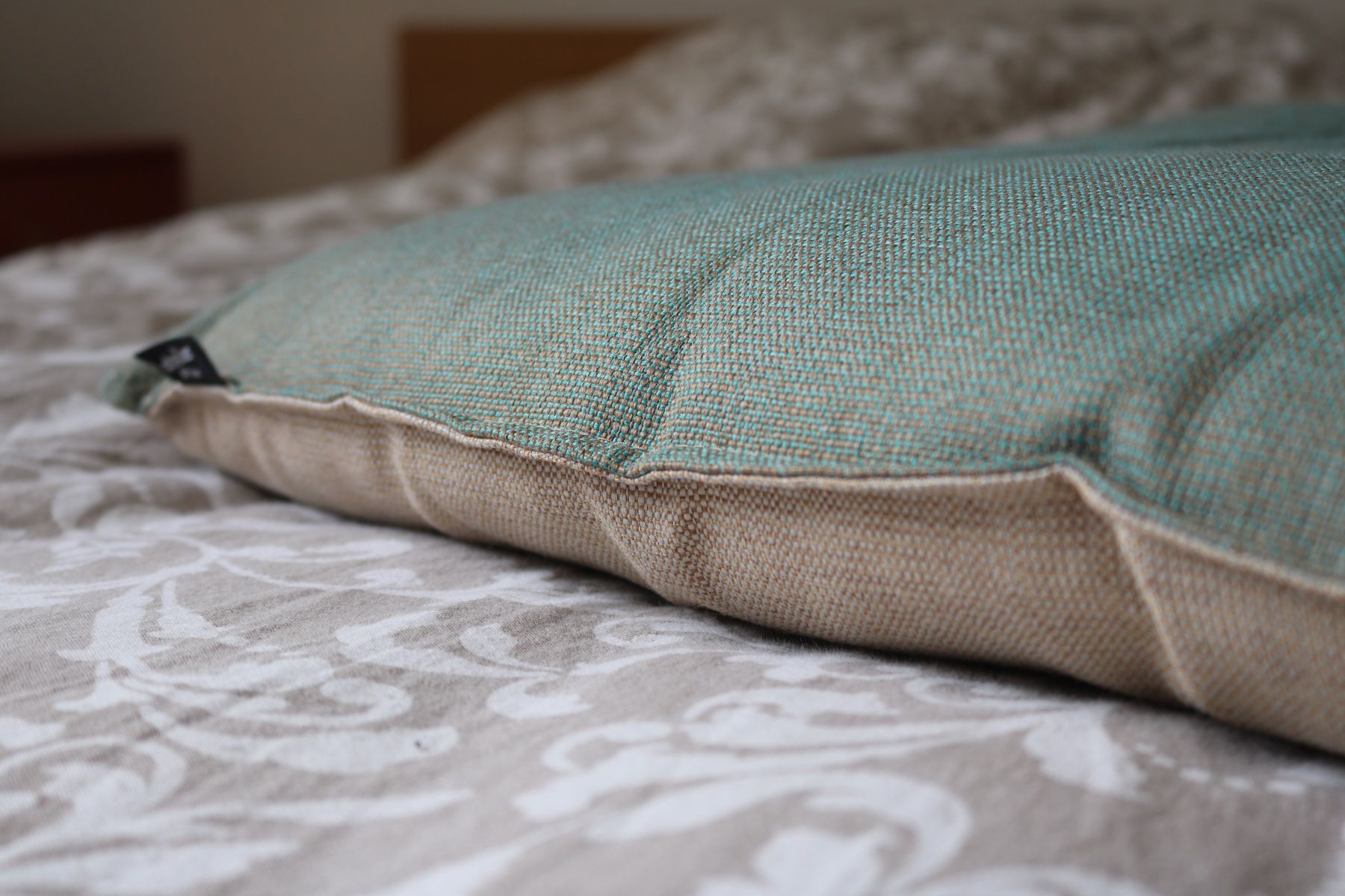 Pfister Kissen: Coussin bicolore - Atelier Pfister – Gebraucht aus Neuchâtel von col_6rbm