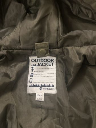 Warme Winterjacke, Vertbaudet, Gr. 134, Top Zustand!