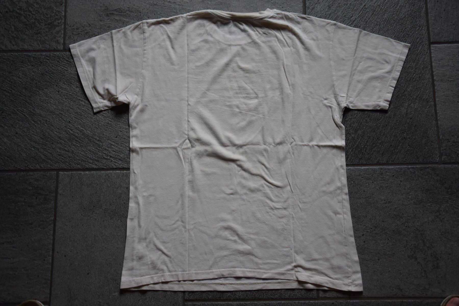 Pull&Bear T-shirt: Pull & Bear T-shirt gr. M - 'Make today really magical' – Usato da Mezzovico venduto da finsteraar 2