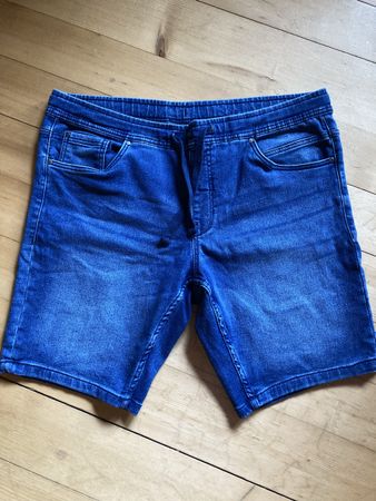 Shorts Gr. 48  Elastisch!