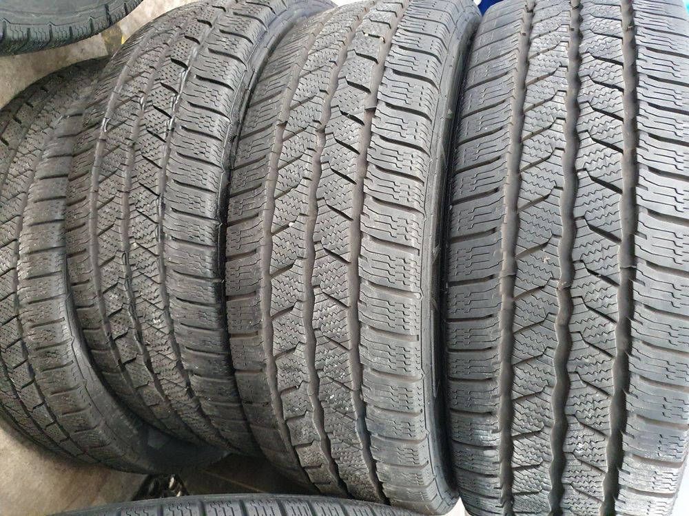 215 60 R17 Winterreifen
