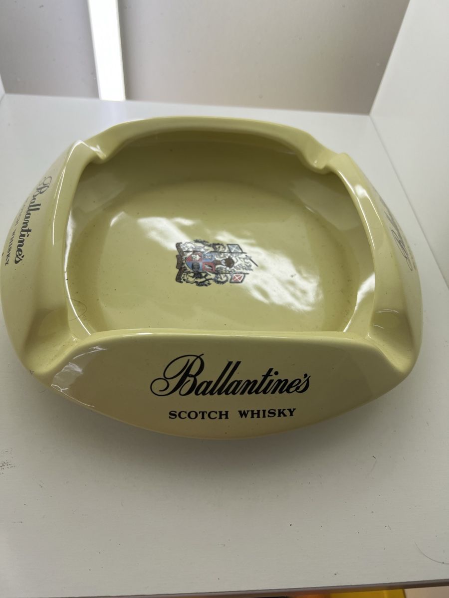 Aschenbecher: Grosser Ballantines Aschenbecher – Gebraucht aus Wettingen von NickInc