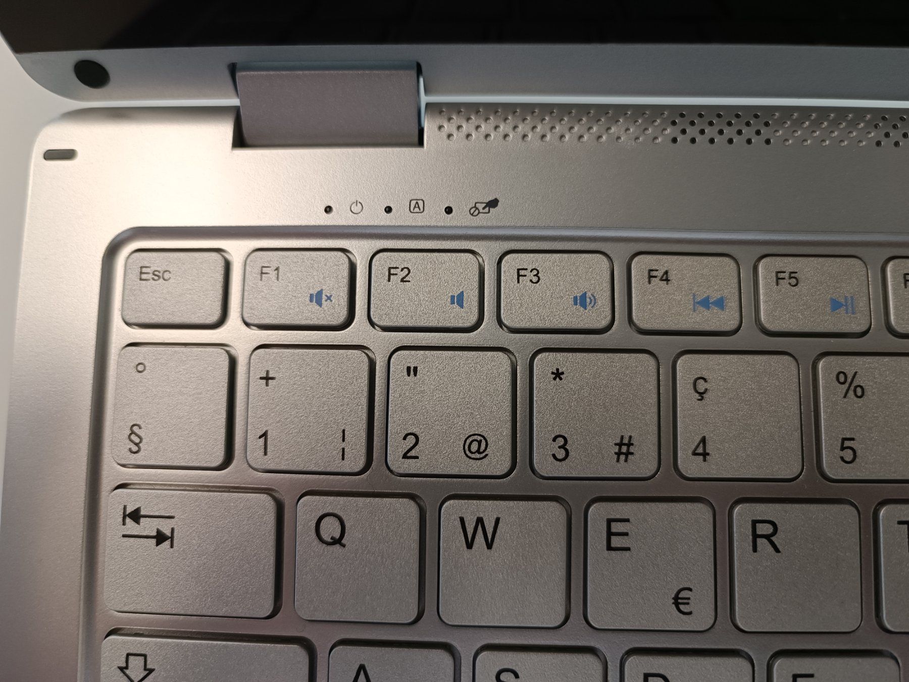 Trekstor Notebook: Trekstor Primebook C13 inkl. M.2 SSD – Usato da Schlieren venduto da 2nd-Life 5