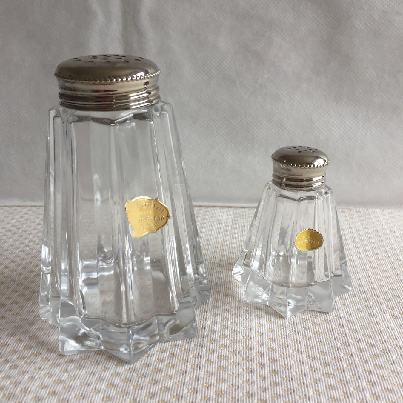 Set di piatti: Service - salière - sucrier / parmesan – Usato da Sion venduto da accroshoes 1