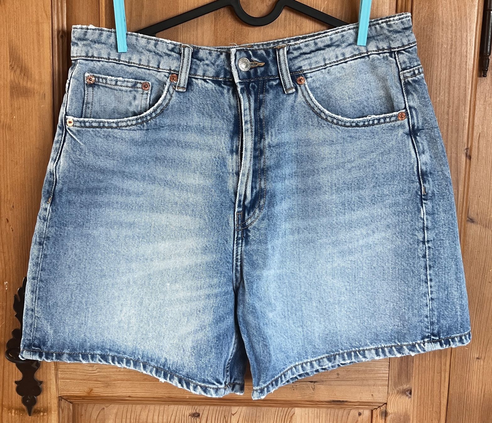 Zara Pantalons: Shorts – Neuf (Voir description) à Oberrieden par sardi03