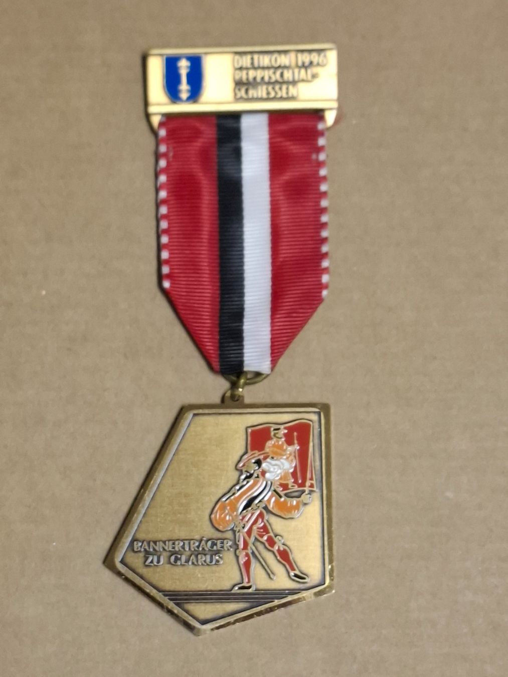 Medaglie: Bannerträger zu Glarus (D879) – Usato da Schwanden GL venduto da Suvorov 2