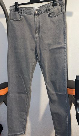 Jeans hellgrau Zara Grösse 46