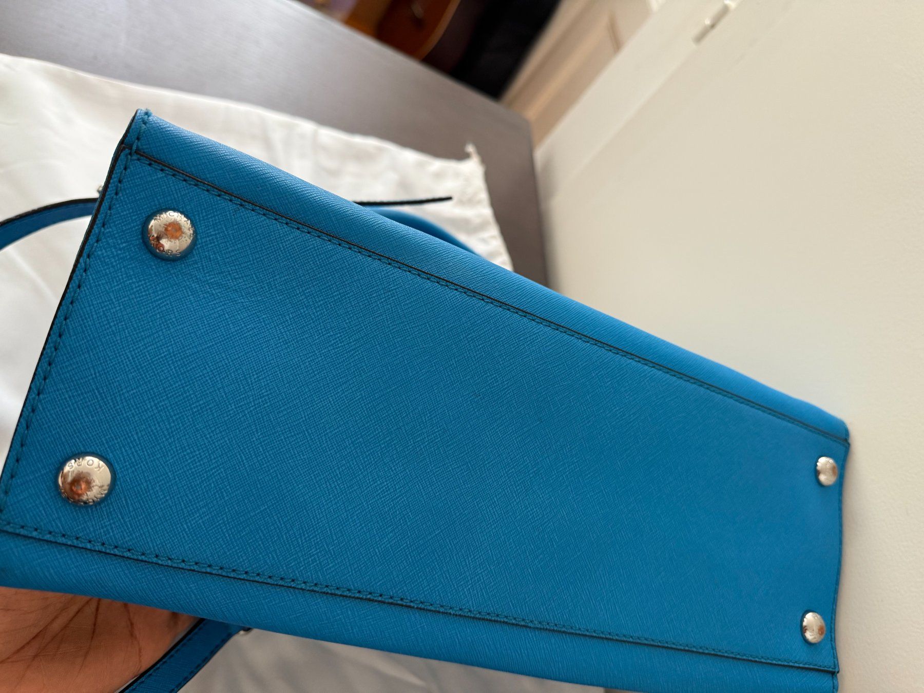 Michael Kors Borse da donna: Sac à main bleu Michael Kors – Nuovo e nell'imballaggio originale da Le Locle venduto da tchanatakoua 8