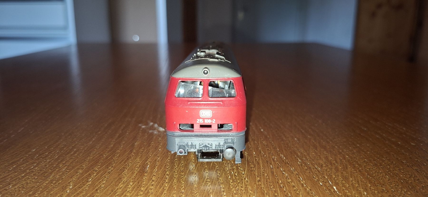 Roco Modellini di ferrovie: Roco DC DB Lok 215 108-2 Defekt. – Difettoso da Pfäffikon ZH venduto da gub_2j76 3
