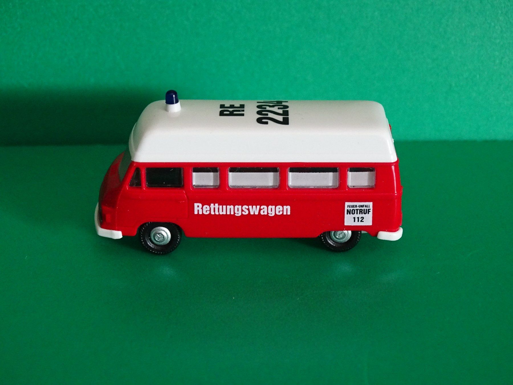 Voitures modèles: Mercedes "Feuerwehr" von I.M.U. 1/87 – Neuf (Voir description) à Bretzwil par Meex 2
