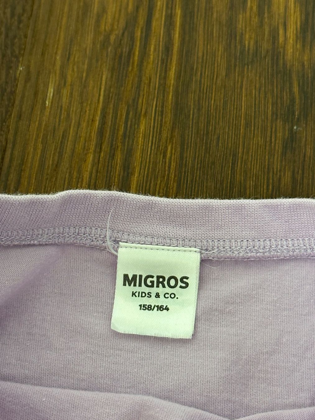 Migros Pigiama & Simili: 2 Kurzarmpyjamas Grösse 158 – Usato da Brunnen venduto da annitime 2
