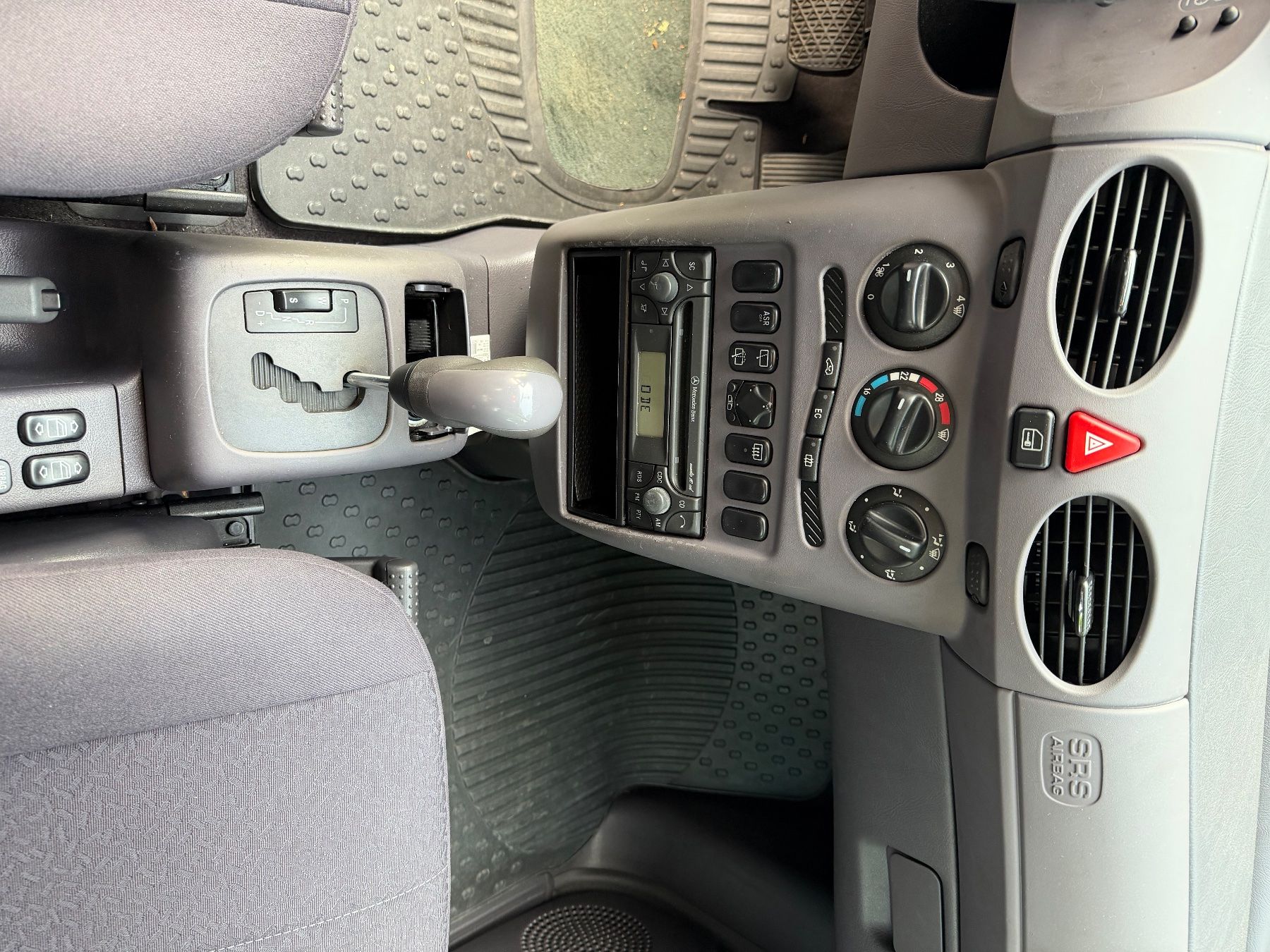 Mercedes-Benz Autos: Mercedes-Benz 1.7 CDI Automat – D'occasion à Effretikon par Rover77 8