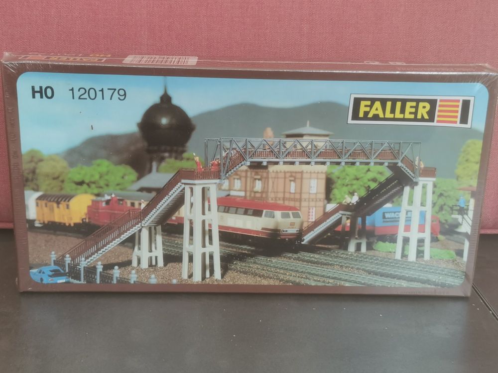 Faller 131361 Bausatz Fussgängerbrücke Spur H0 - Modellbahnshop Lausitz