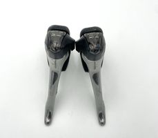 Shimano 105 ST-5600 Flight Deck Schalthebel Bremshebel 