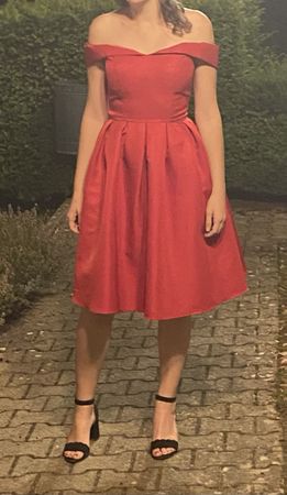 Elegantes, rotes Abendkleid Gr. 36