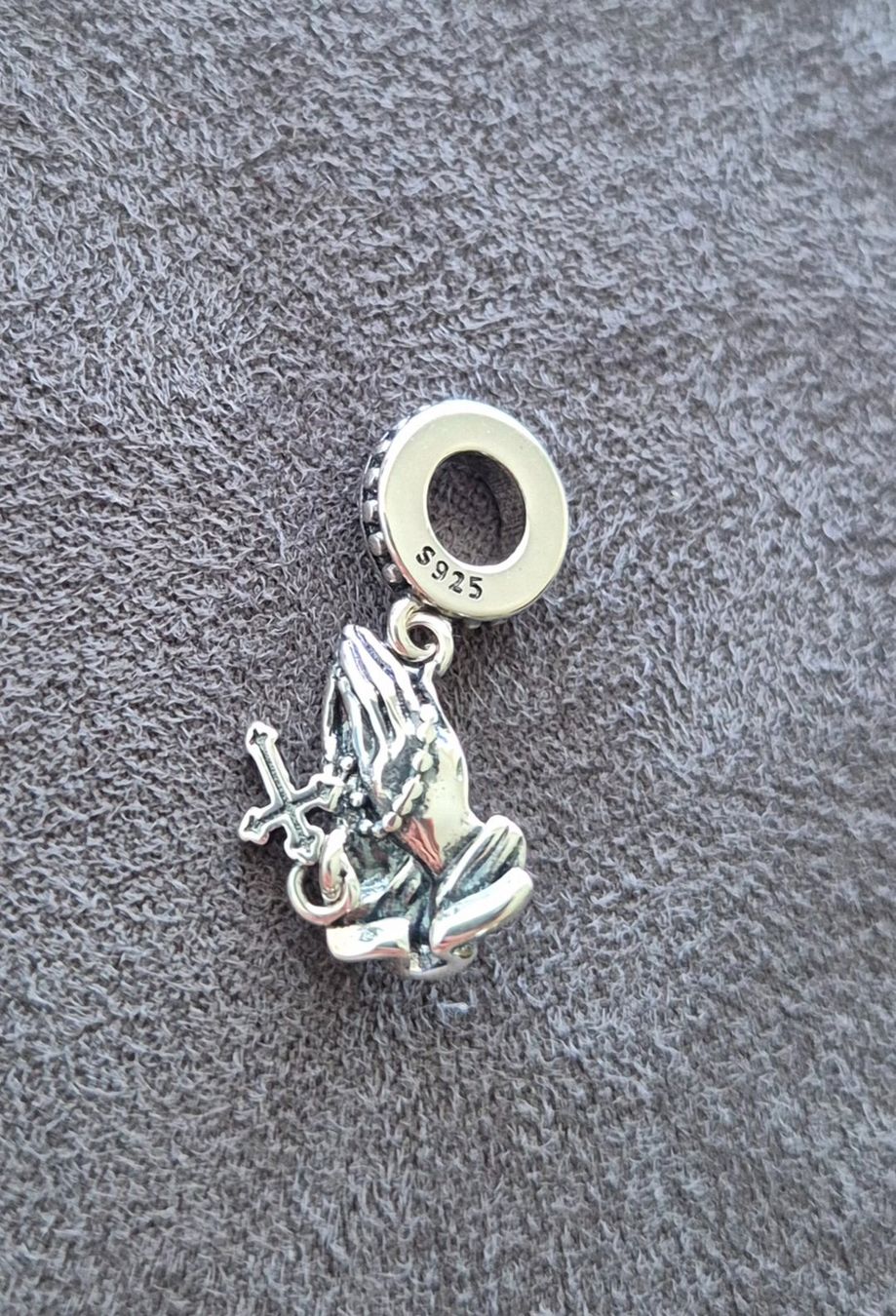 Ciondoli: Charm Glaube +Garantie – Nuovo (secondo la descrizione) da Rotkreuz venduto da Carbone_Bijou-Shop 1