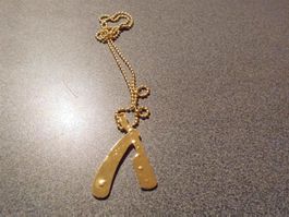 Kette goldfarbig, Anhänger Rasiermesser