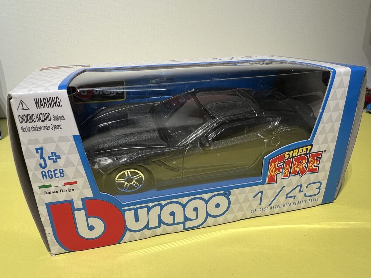 Bburago Modellini d'auto: 4 x Sportwagen Burago 1/43 – Nuovo e nell'imballaggio originale da Weinfelden venduto da Kammerflimmern 2