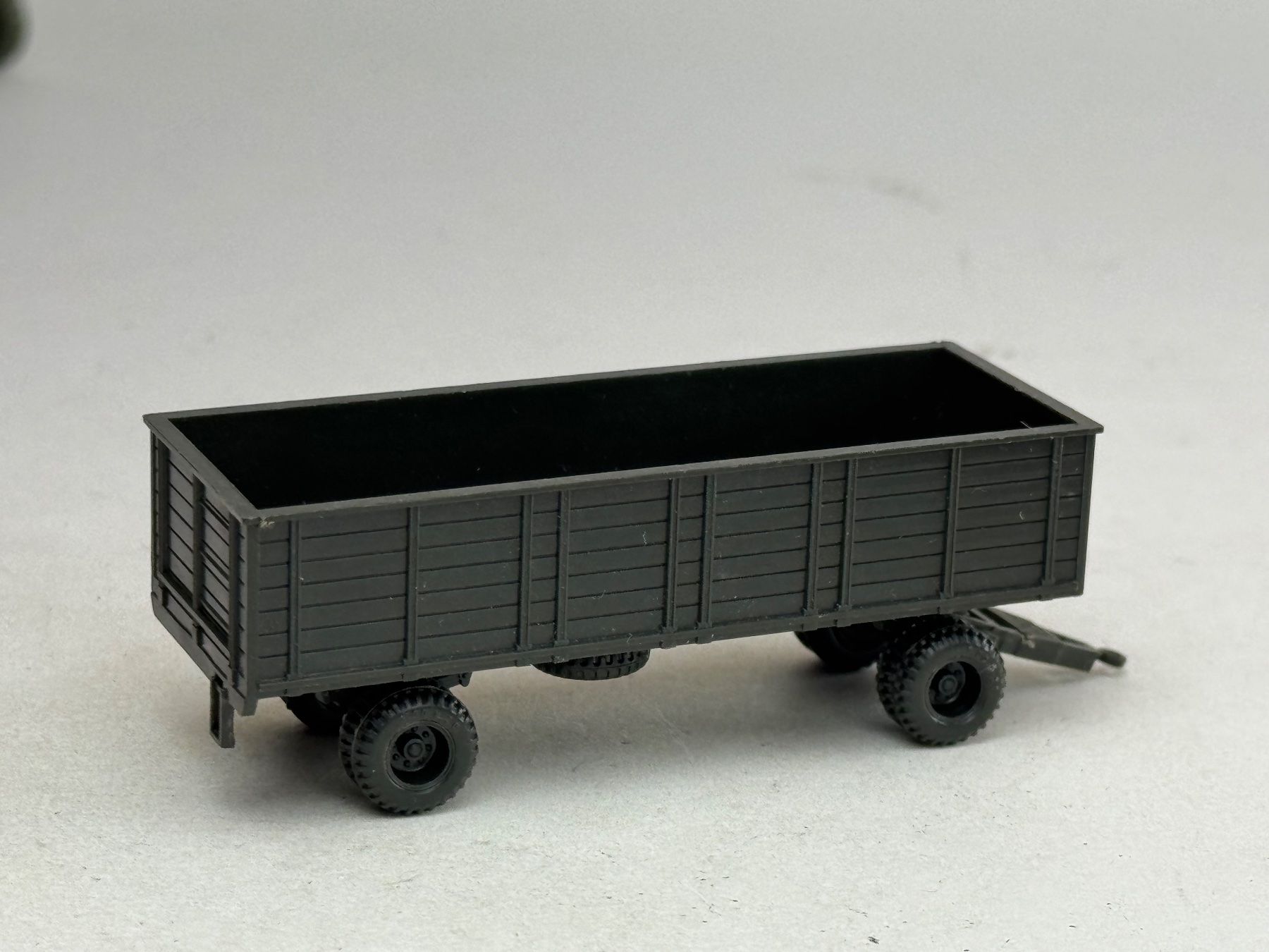 Modellini d'auto: VE- Roco Militär Anhänger Hochpritsche – Usato da Elm venduto da Wikmtz 1