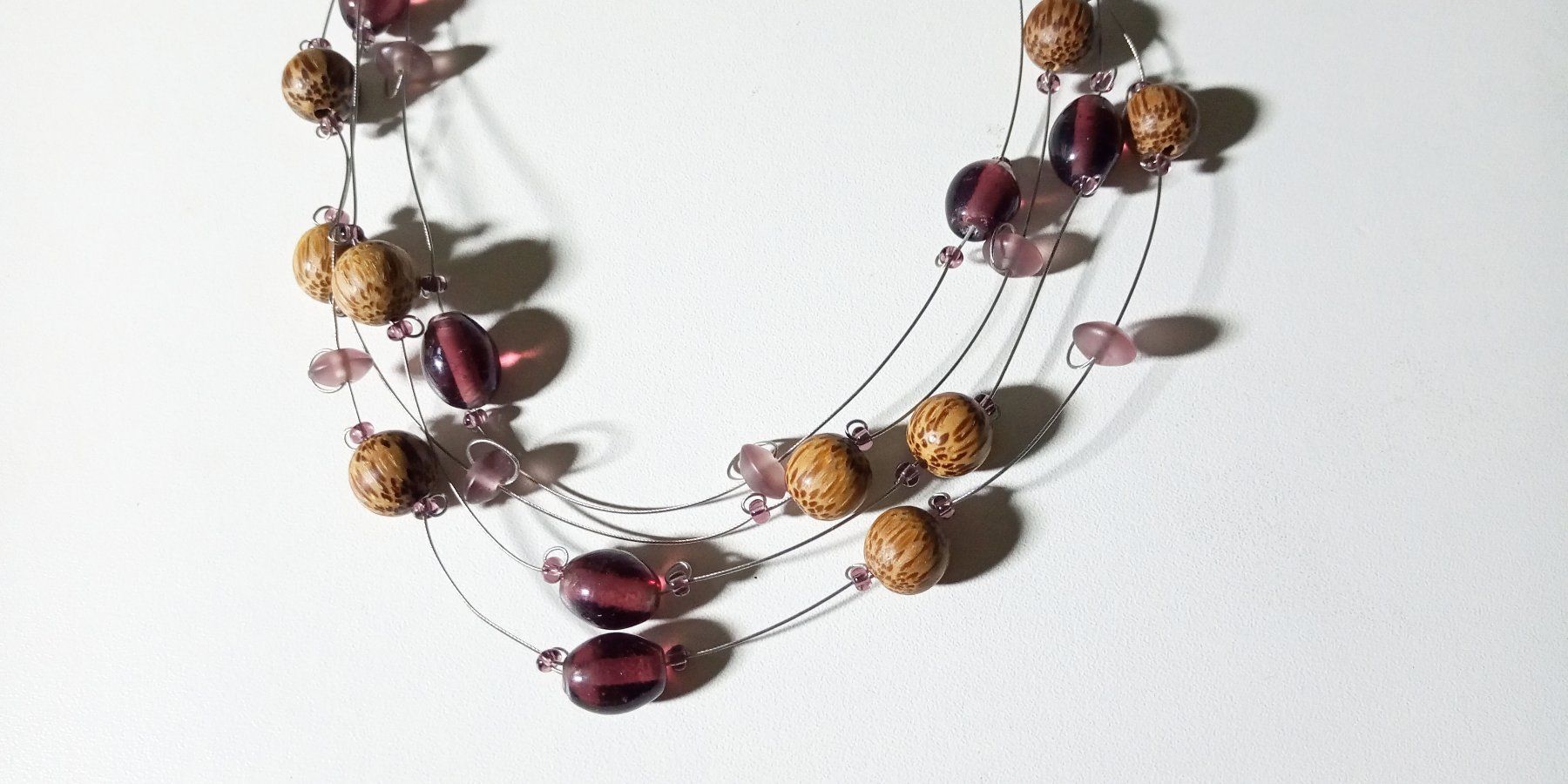 Catenine: Wunderschöne Designer Kette mit Holzperlen zu Nile – Usato da St. Gallen venduto da Hereplaysmusic 4