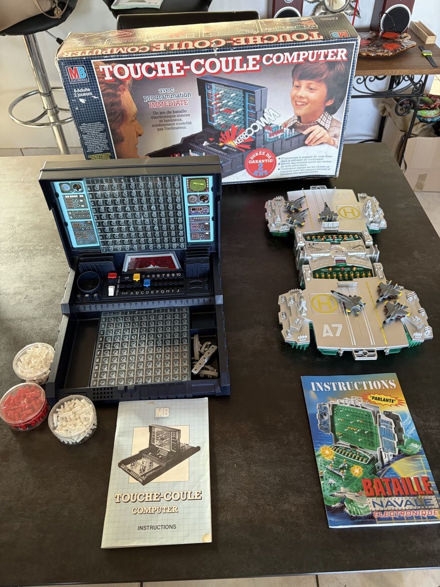 Giochi: 2 versions du Jeu Touche-Coulé Computer MB – Usato da Vallamand venduto da Bricbracbroc82