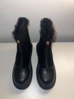Chelsea Boots