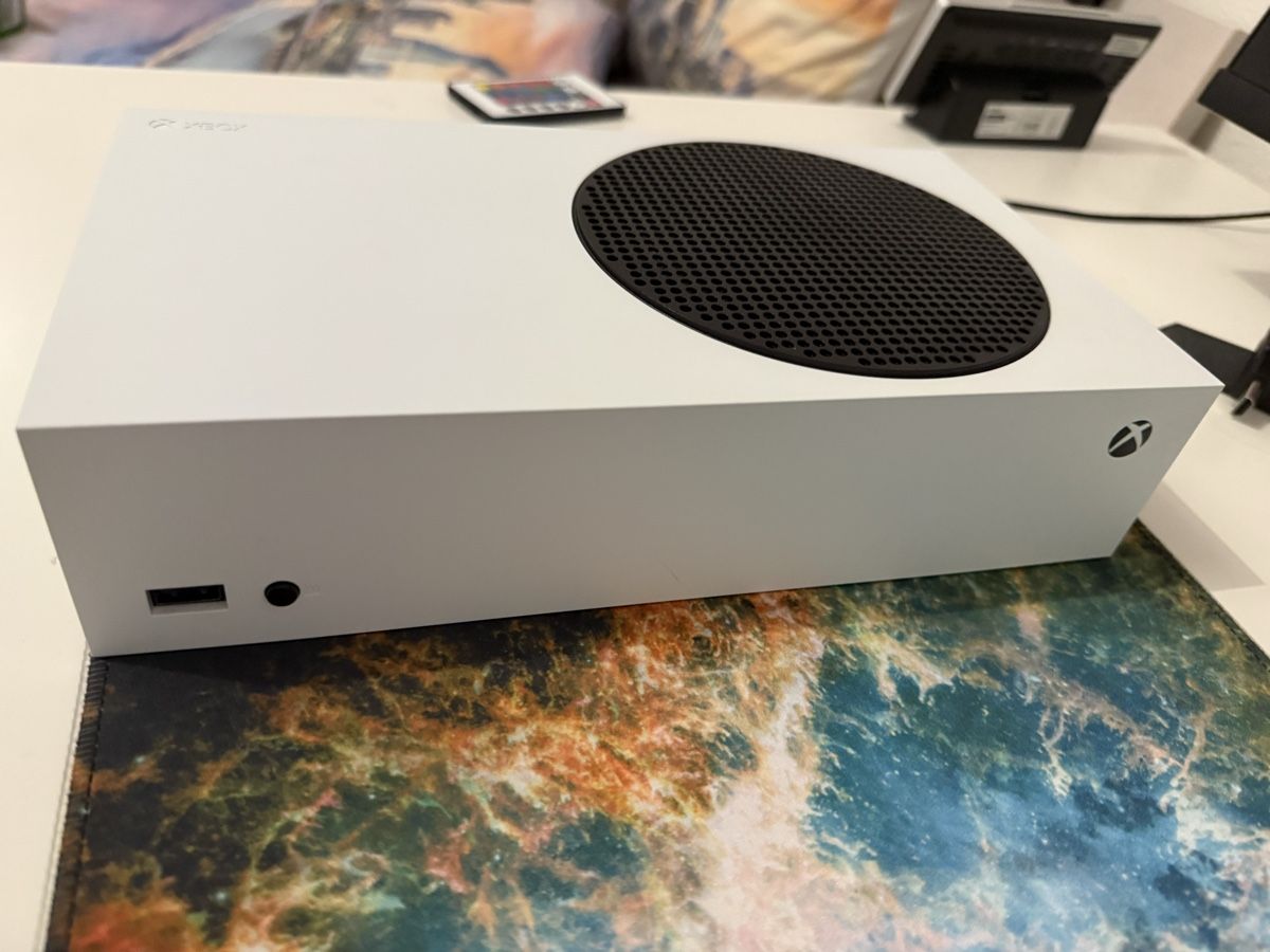 Microsoft Konsolen: Xbox serie S  – Neu (gemäss Beschreibung) aus Malvaglia von Tes82 3