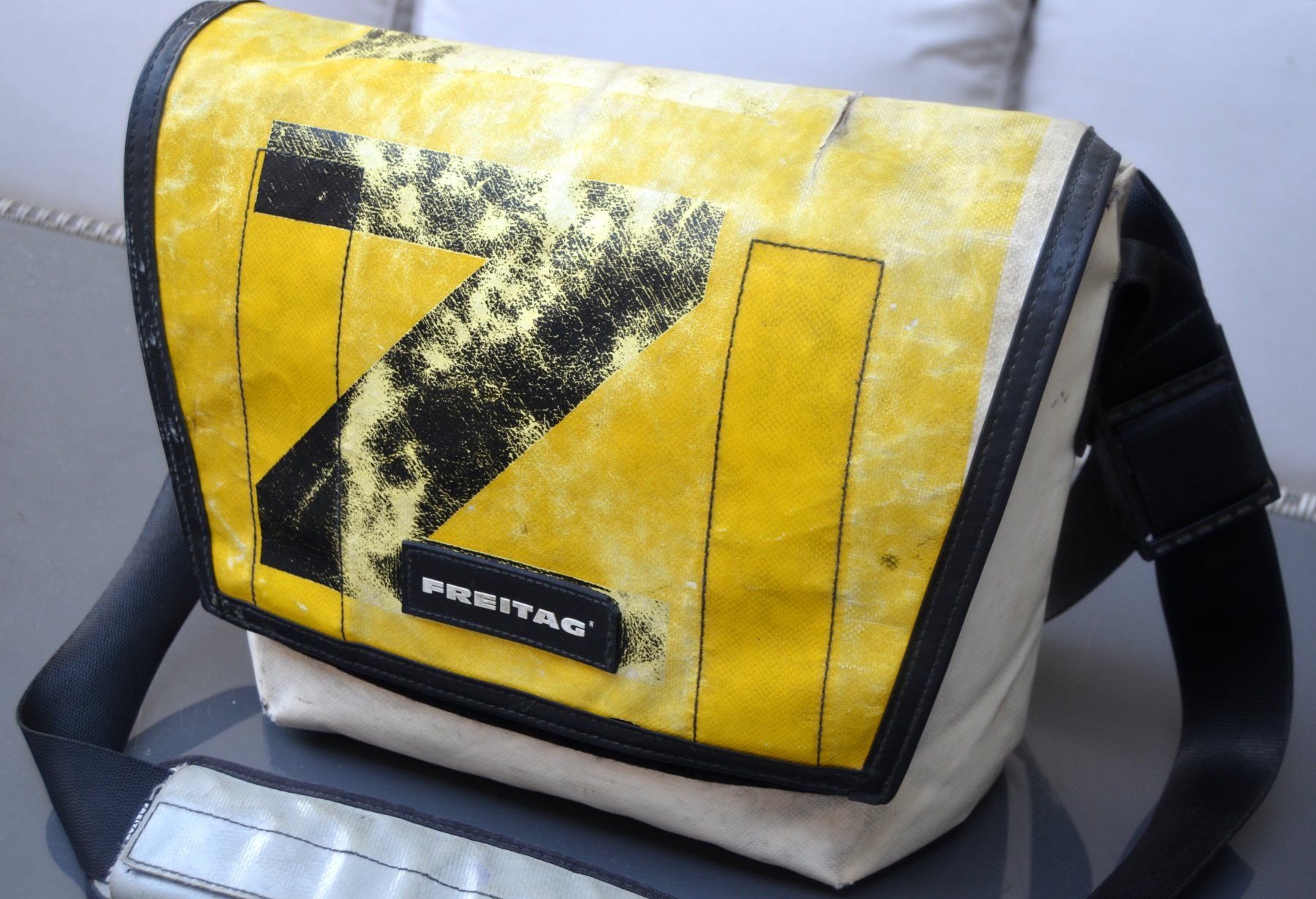 Freitag Taschen: Freitag F14 Tasche / sac – Gebraucht aus Collonges von arashee 2