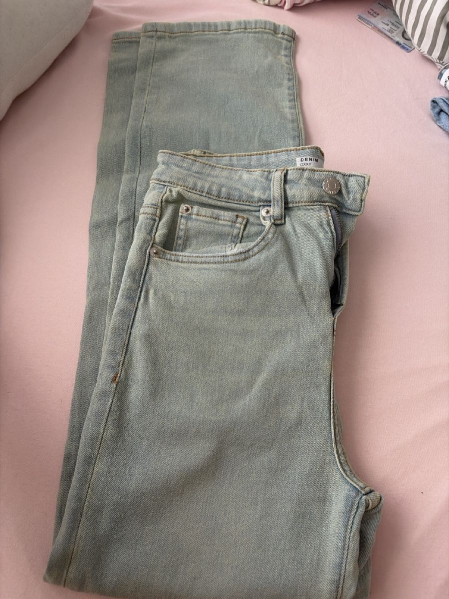 Jeans: Jeans hellblau Damen Grösse M neu – D'occasion à Volketswil par ene_9dsc