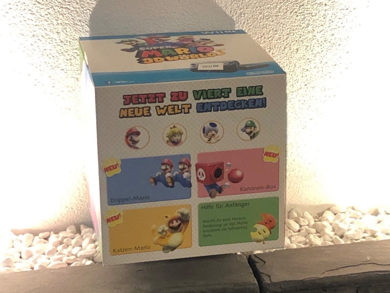 Giochi: Super Mario 3D Wörld Aufsteller – Usato da Kestenholz venduto da Matti_10 3