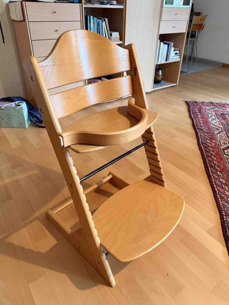 Chaises hautes: Kinderhochstuhl – D'occasion à Lüterkofen par findus17 3