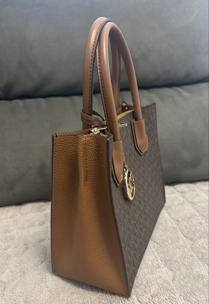 Michael Kors Sacs femmes: Borsa Michael Kors / Nuova – Neuf avec emballage d'origine à Agno par sim_xf99 2