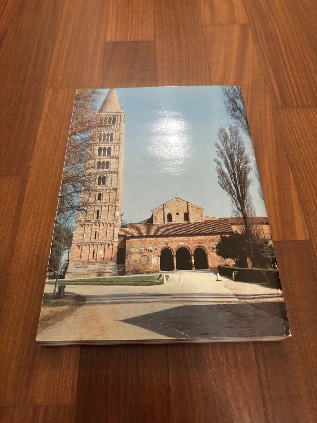 Libri: Ferrara la Città Estense – Usato da Lugano venduto da Mark_Young 3