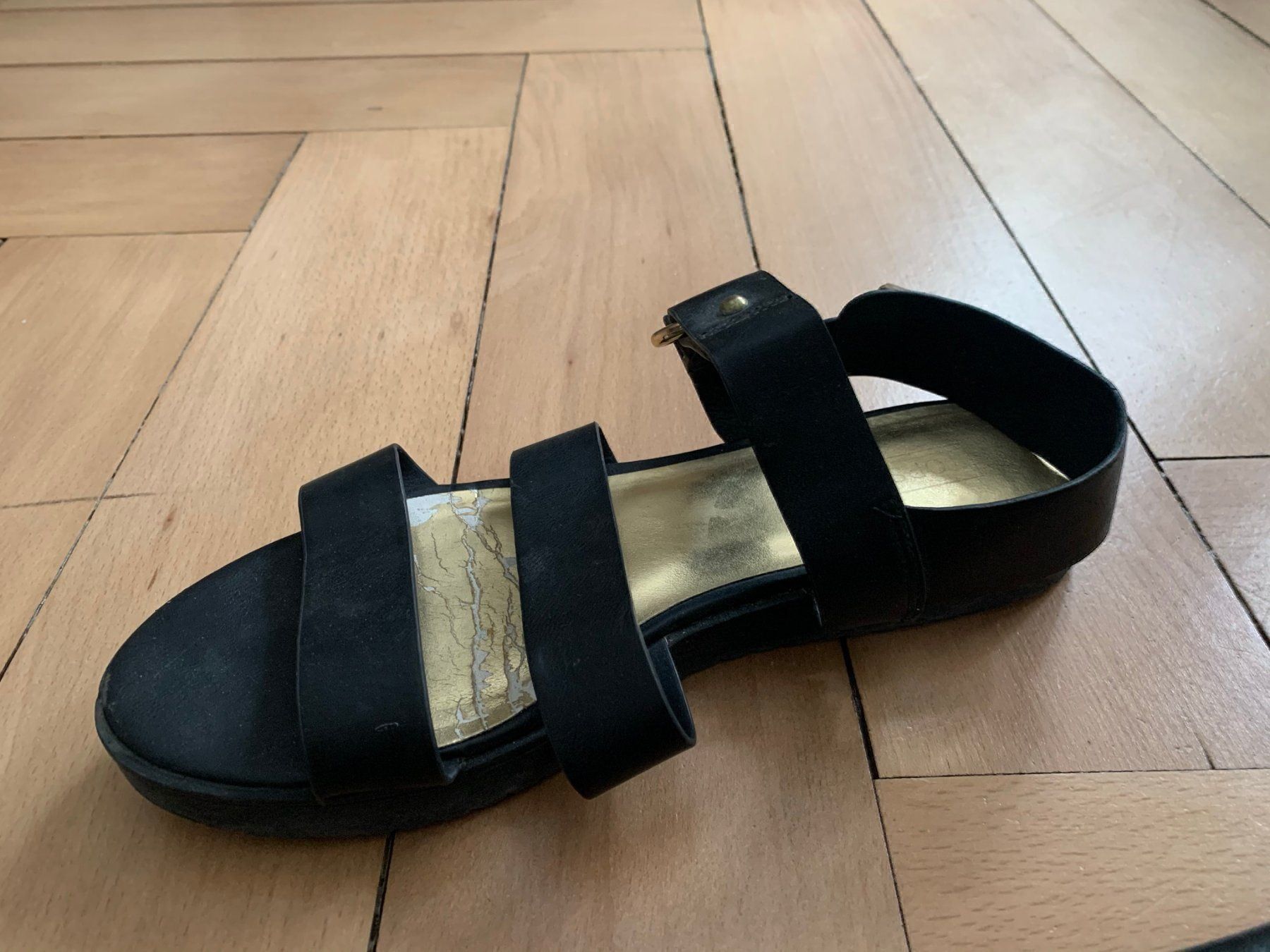 Topshop Chaussures femmes: TOPSHOP - Sandale schwarz 39 – D'occasion à Zürich par Diazaio 1