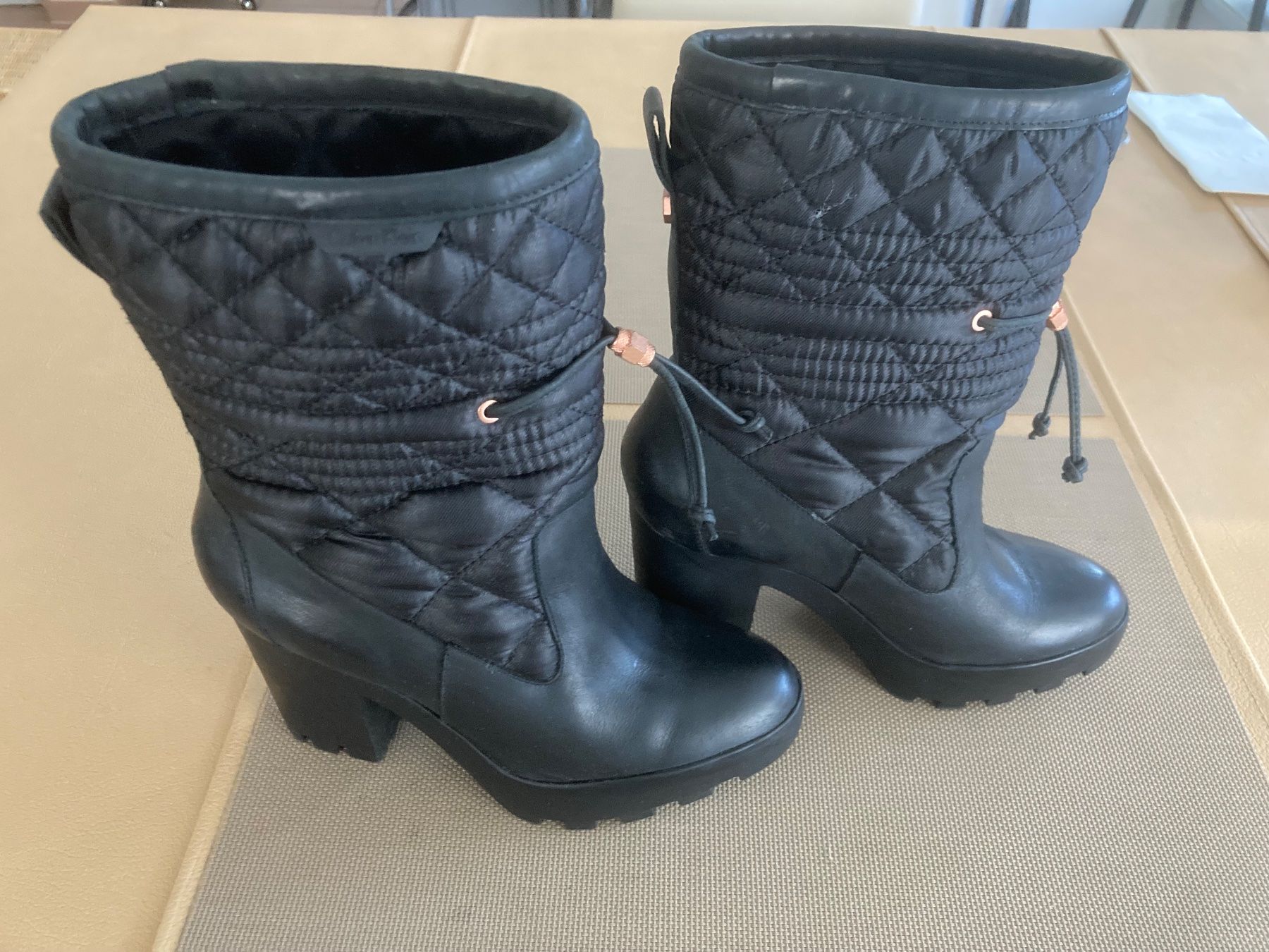 Calvin Klein Scarpe da donna: CALVIN KLEIN Winter Stiefelette – Usato da Wilderswil venduto da Feldbach 3