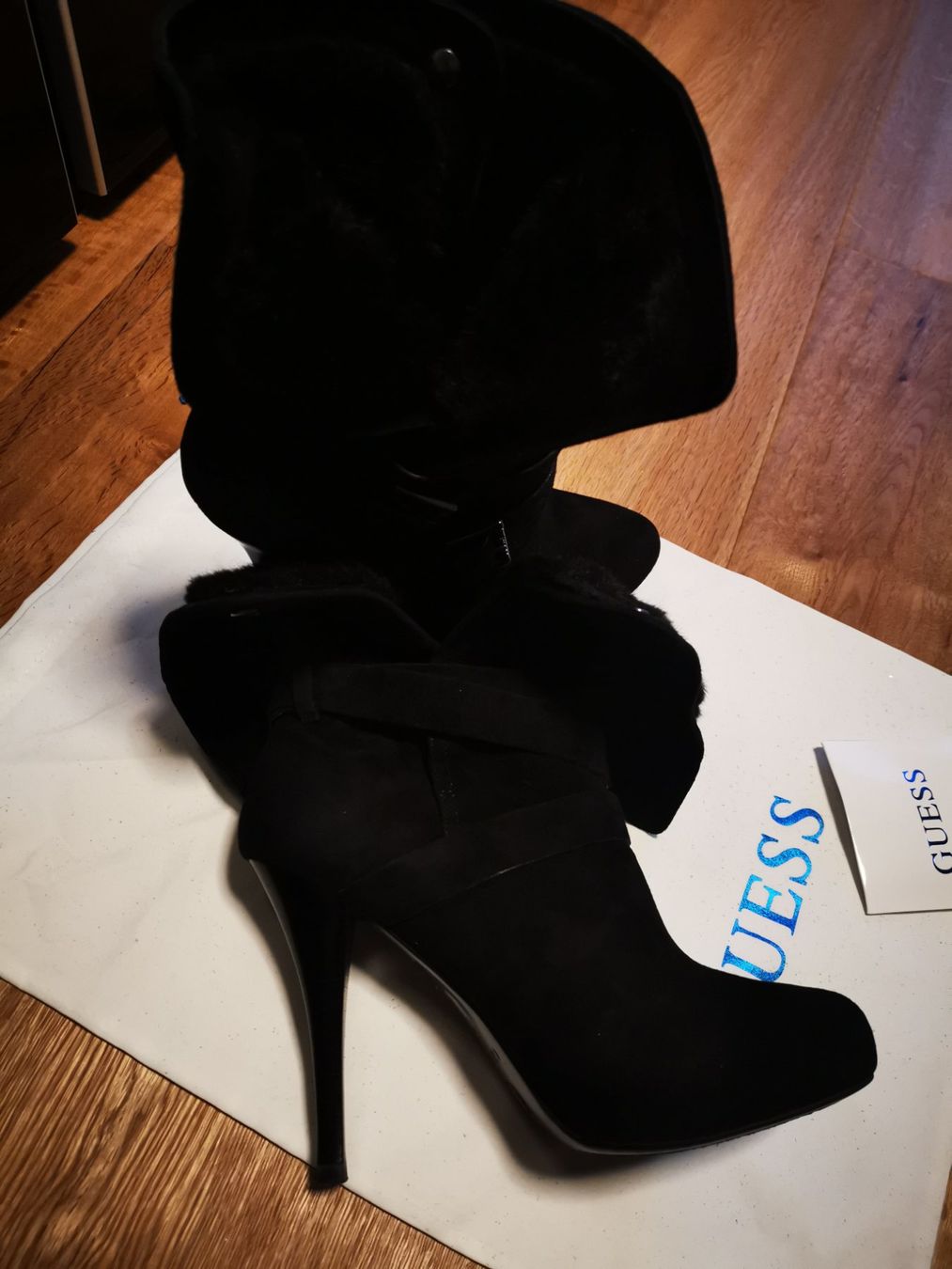 Guess Chaussures femmes: Guess Schuhe – Neuf avec emballage d'origine à Niederbipp par Viktoria_Sch 1