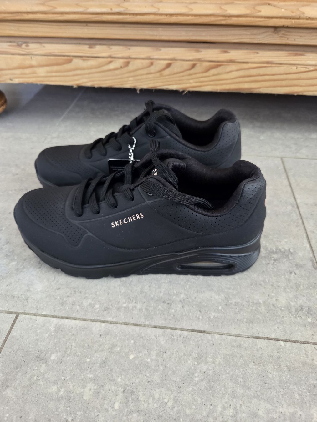 Skechers Scarpe da donna: Skechers Sneaker, neu – Nuovo (secondo la descrizione) da Wiesendangen venduto da Sinhuk 5