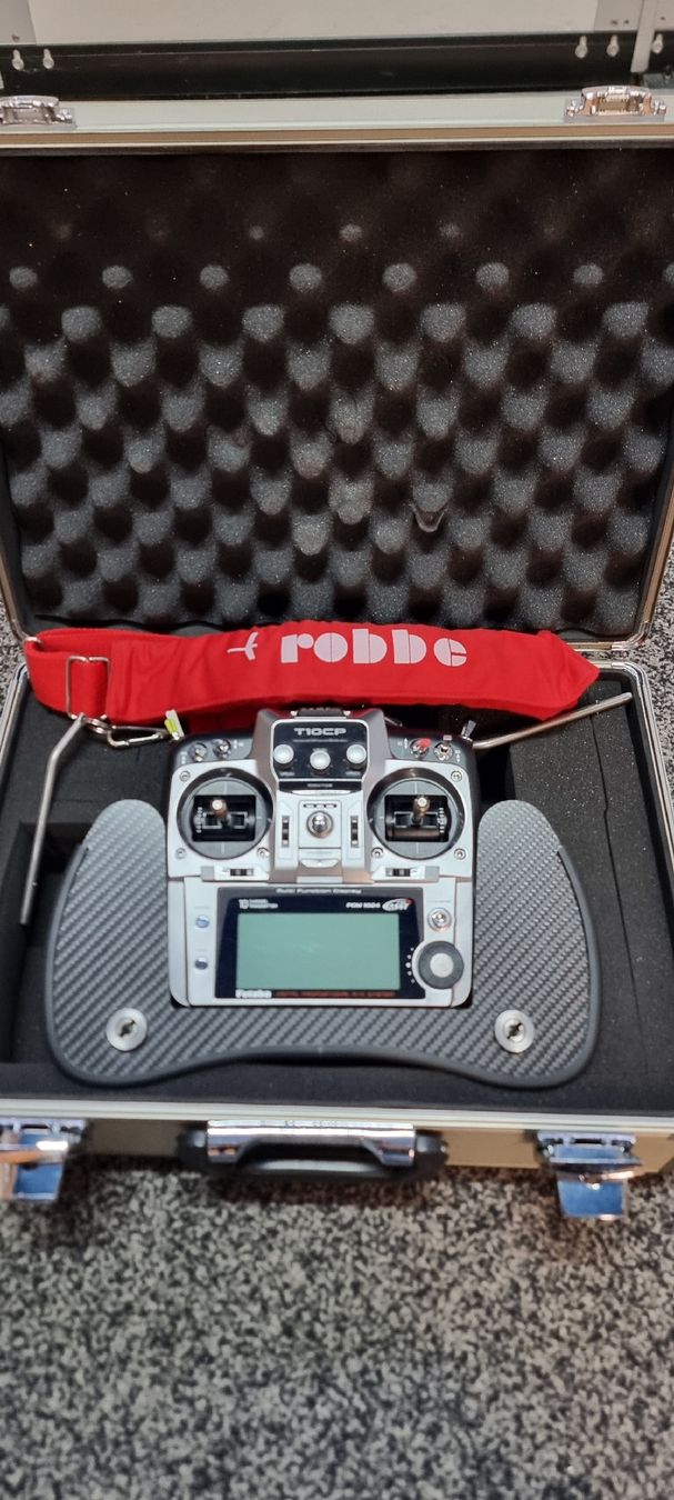 Futaba Telecomando: Futaba T10CP 2,4Ghz – Usato da Bellach venduto da Super15