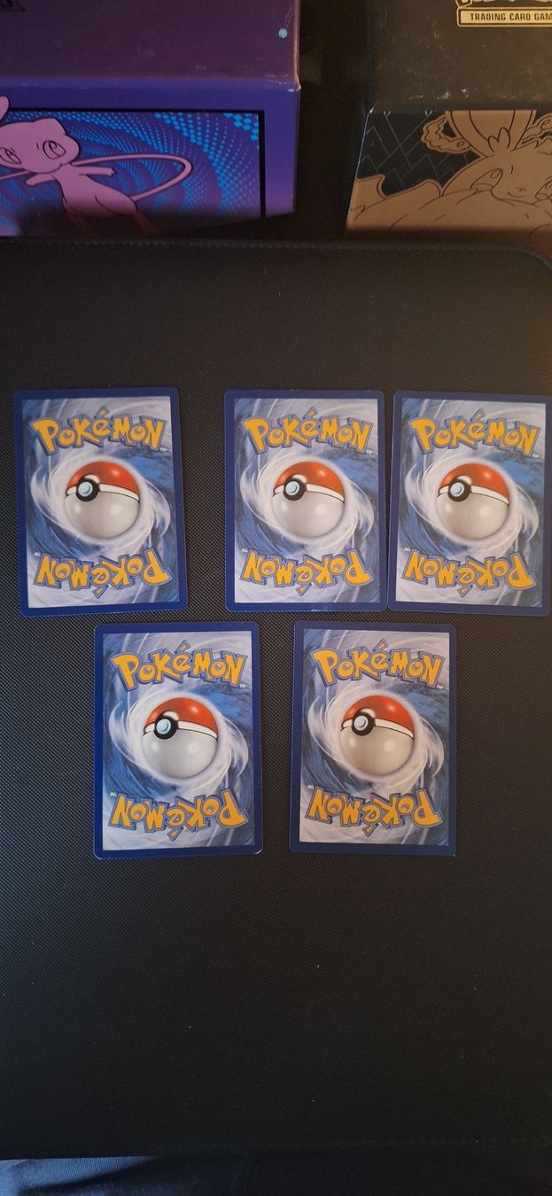 Cartoline: Schaurige Herrschaft Pokemon Bundle – Usato da Riehen venduto da rah_rr6c 5