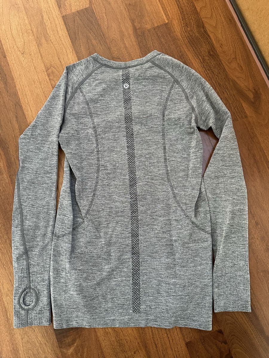 Lululemon Top: lululemon langarm shirt verm. m/l – Usato da Sarmenstorf venduto da Nila78 4