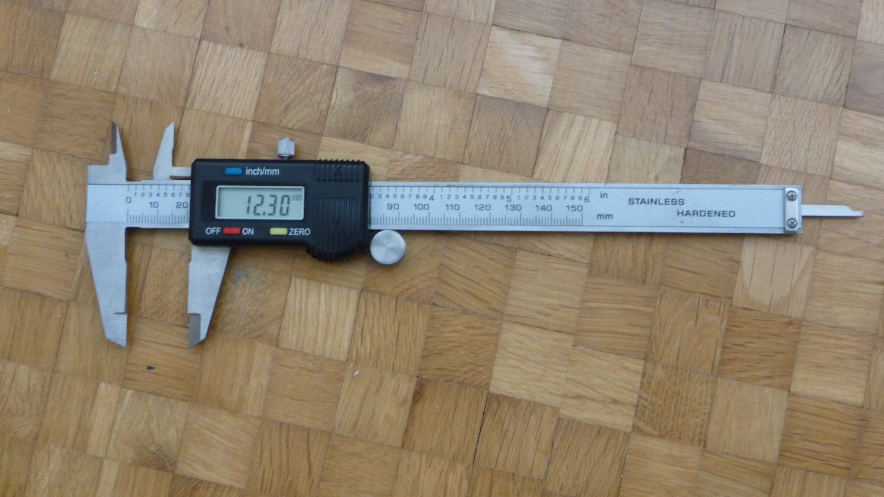 Misurare: Digitale Schieblehre DMV - SL05 0 - 150mm – Usato da Rapperswil SG venduto da 1035f 1