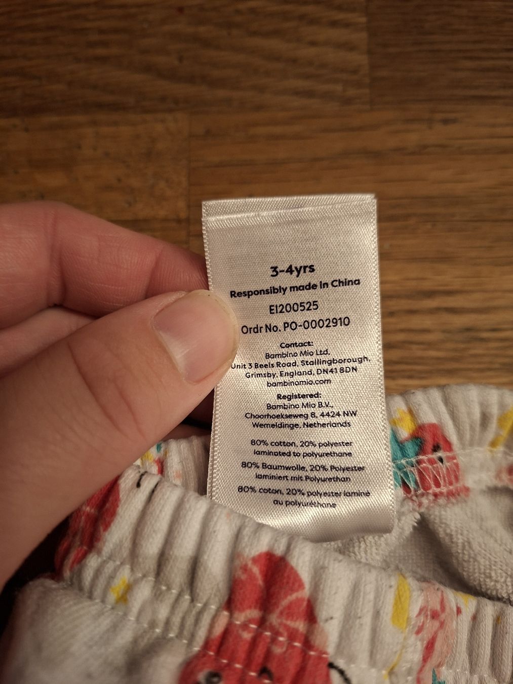 Pantalons: Trainingshosen mit Erdbeeren  – Neuf (Voir description) à Bärau par wid_7yqd 1