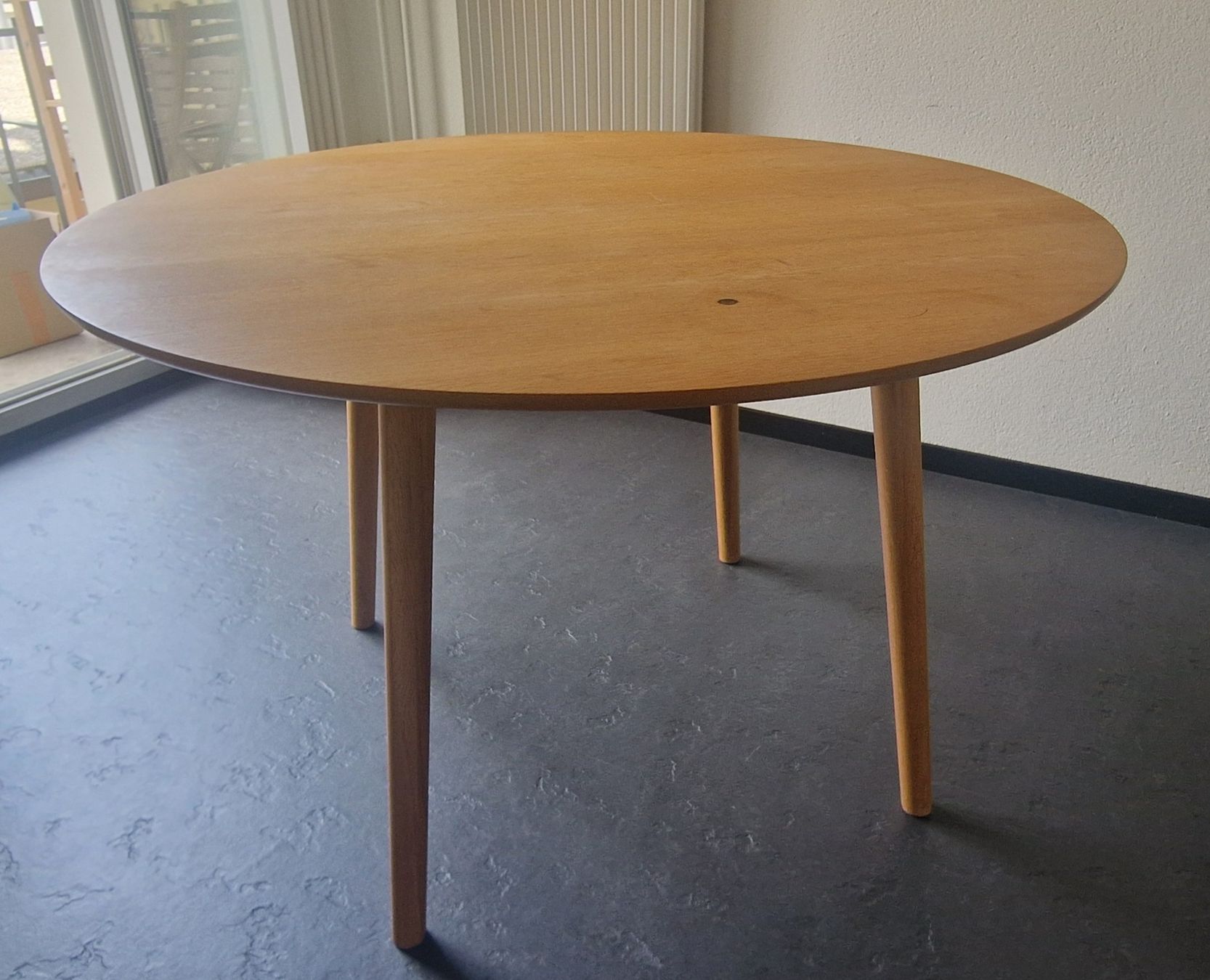 Tavoli: Runder Esstisch  – Usato da Luzern venduto da Bani_Pour
